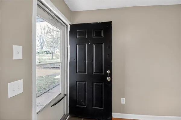 $124,900 | 1720 South Hardy Avenue, Independence, MO 64052