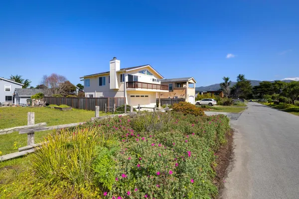 $1,675,000 | 121 Bernal Avenue, Moss Beach, CA 94038
