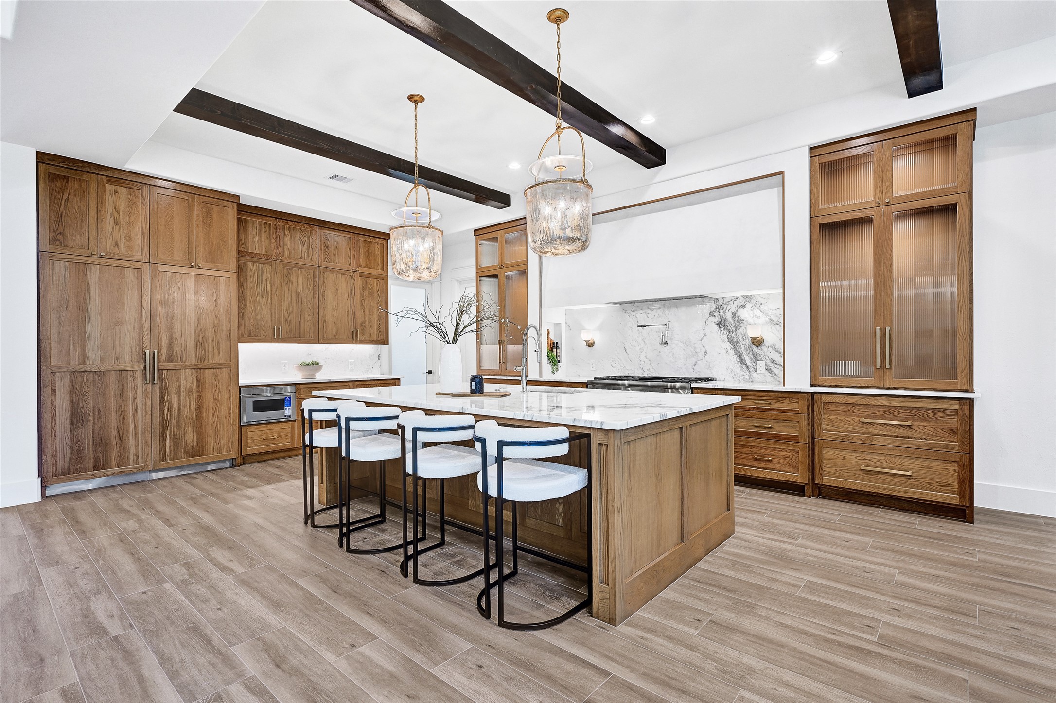 7244 Red Oak Grove Road Montgomery, TX 77316 - Photo 8 of 49 Custom Kitchen with Thermador appliance package and custom lighting