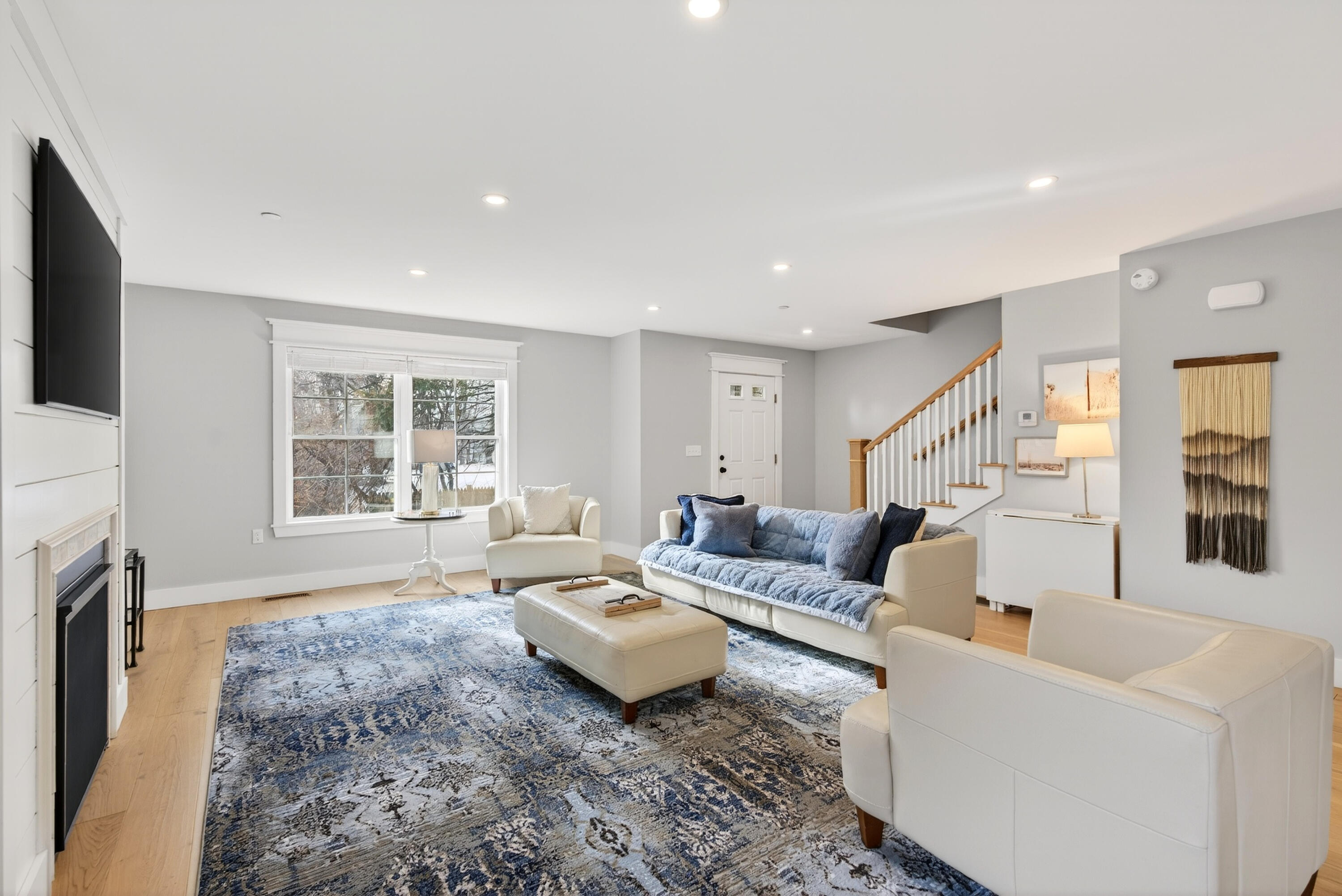 42 True Street, Unit B Portland, ME 04103 - Photo 3 of 27 DSC07590