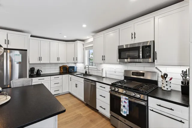 $729,900 | 42 True Street, Unit B, Portland, ME 04103