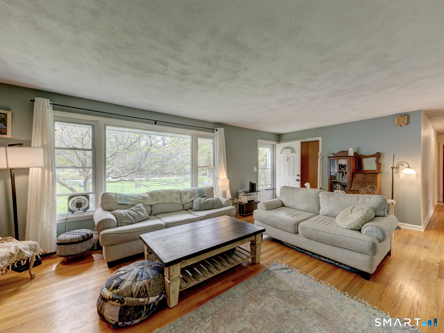384 Woodland Road Mansfield, CT 06268 - Photo 15 of 37 living room