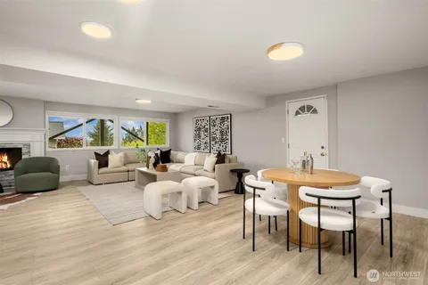 $1,599,998 | 13720 94th Avenue Northeast, Kirkland, WA 98034