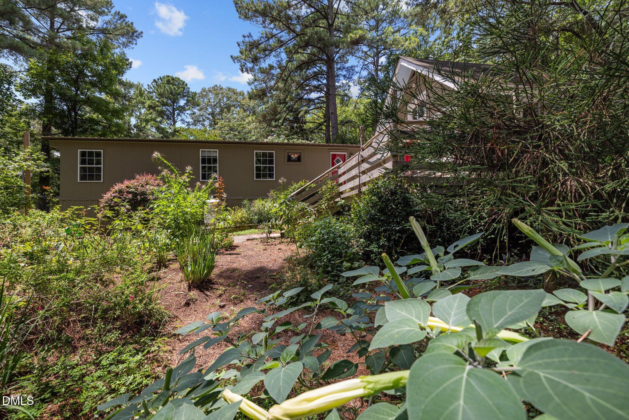 2073 North Pea Ridge Road Pittsboro, NC 27312 - Photo 30 of 60 28-web-or-mls-5Z8A8045