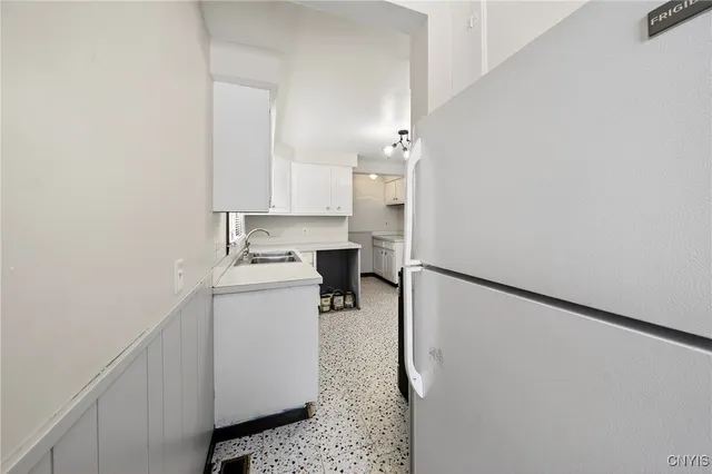 $2,400 | 1521 Grant Boulevard, Syracuse, NY 13208