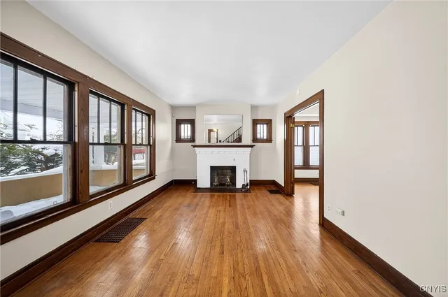 $2,400 | 1521 Grant Boulevard, Syracuse, NY 13208