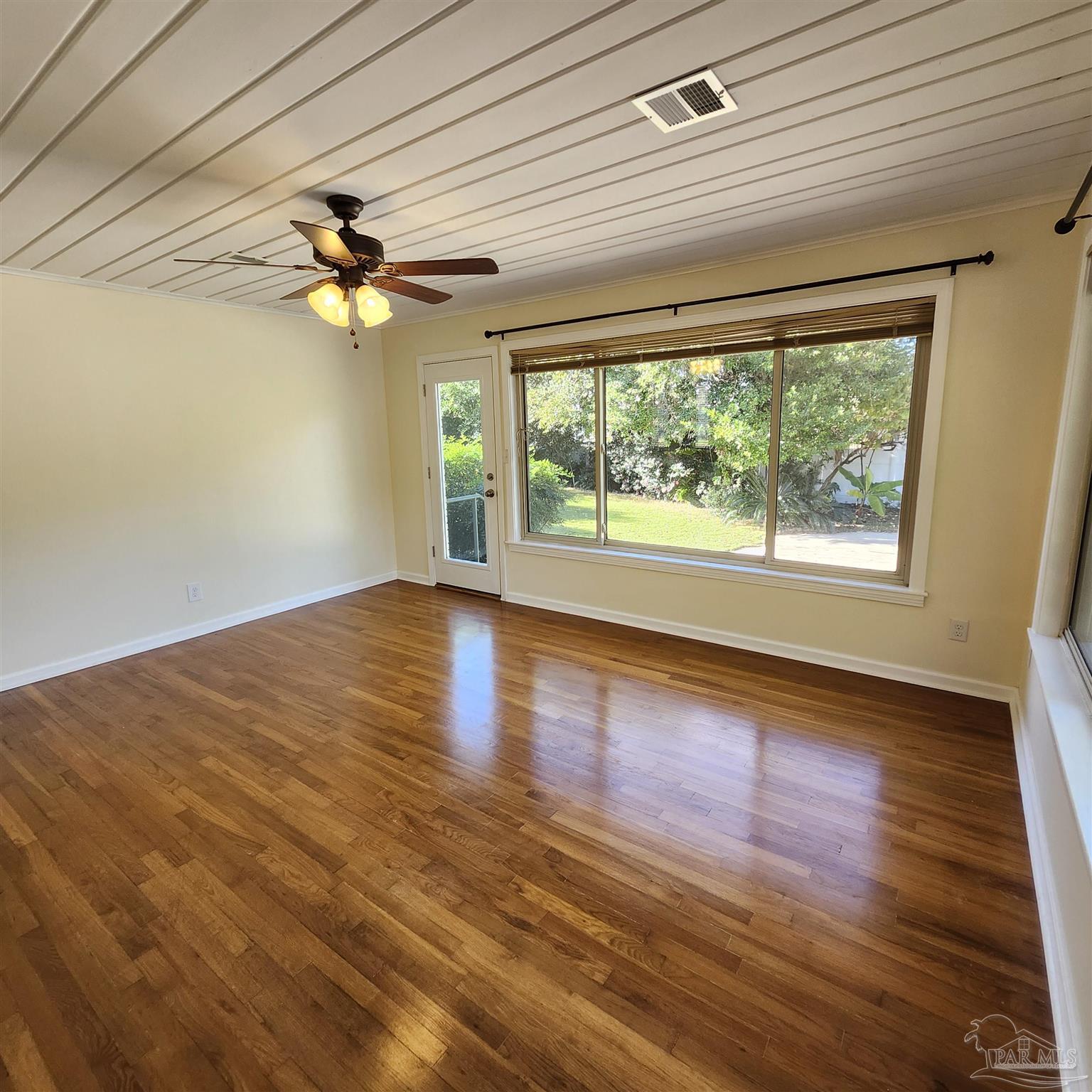 371 Silver Road Pensacola, FL 32503 - Photo 8 of 34 Gallery Image 8