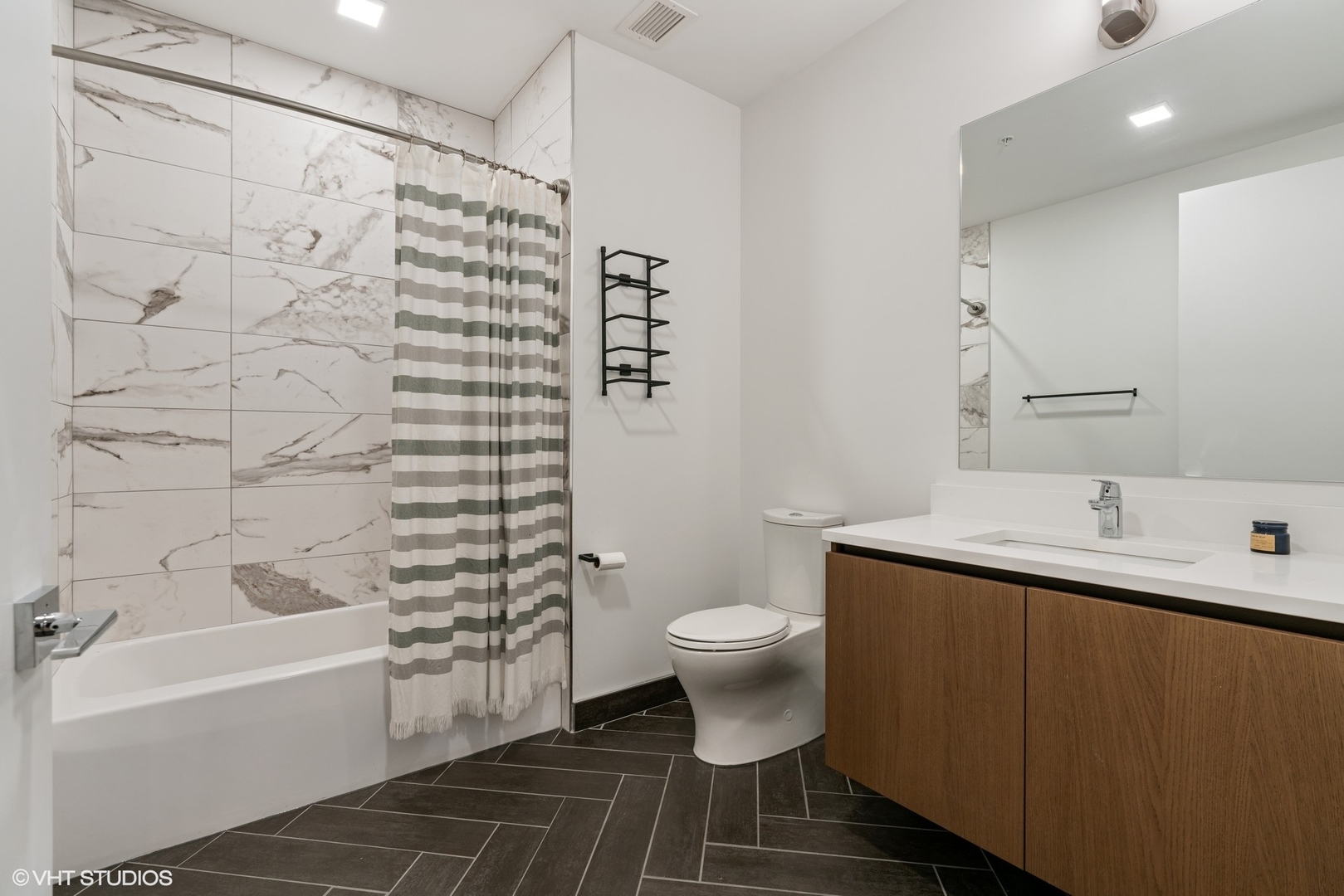 1000 West Monroe Street, Unit 402 Chicago, IL 60607 - Photo 23 of 24
