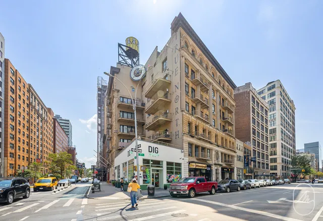 $3,400 | 127 4th Avenue, Unit 4A | Greenwich Village
