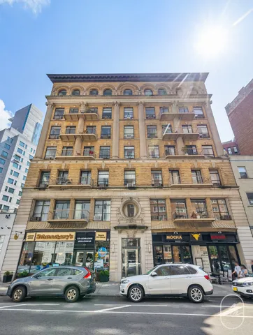 $3,400 | 127 4th Avenue, Unit 4A | Greenwich Village