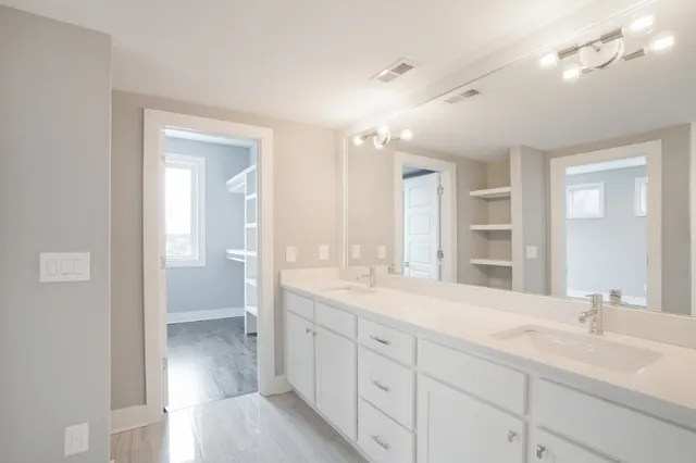 $4,295 | 1114 B 2nd Avenue South, Nashville, TN 37210