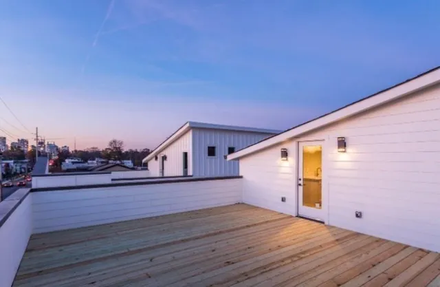 $4,295 | 1114 B 2nd Avenue South, Nashville, TN 37210