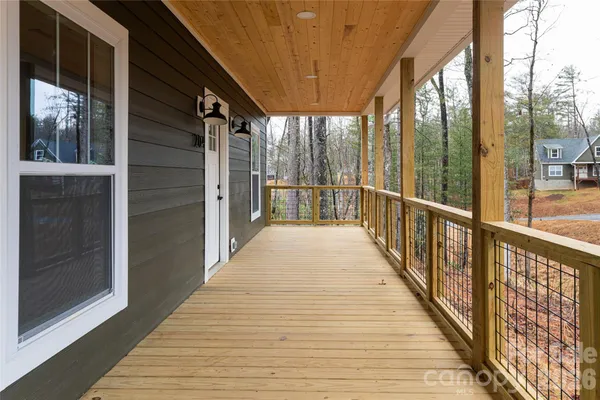 $469,000 | 204 Cascade Rdg Road, Fairview, NC 28730