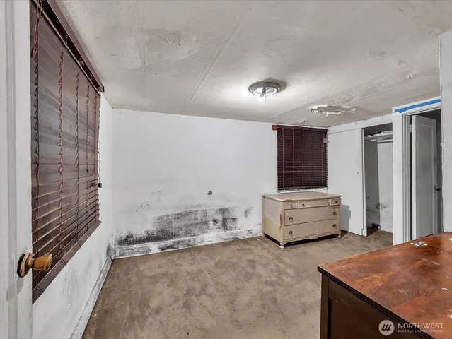 a view of under construction room