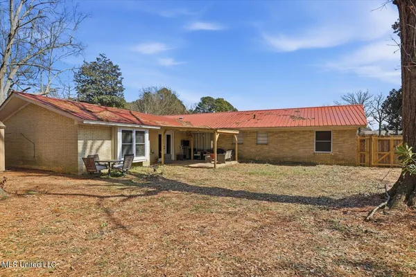 $190,000 | 307 Mckay Drive, Carthage, MS 39051
