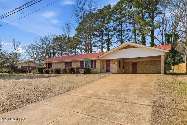 $190,000 | 307 Mckay Drive, Carthage, MS 39051