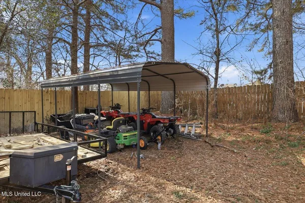 $190,000 | 307 Mckay Drive, Carthage, MS 39051