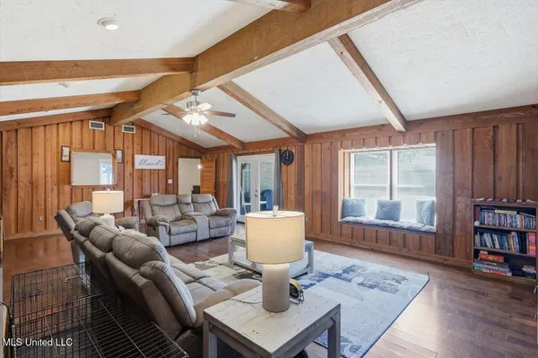 $190,000 | 307 Mckay Drive, Carthage, MS 39051