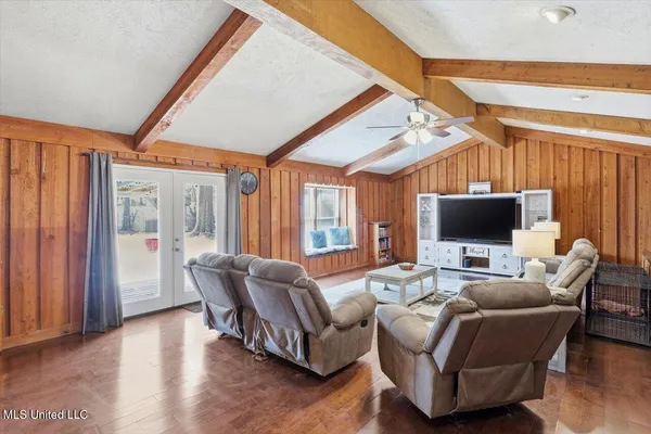 $190,000 | 307 Mckay Drive, Carthage, MS 39051