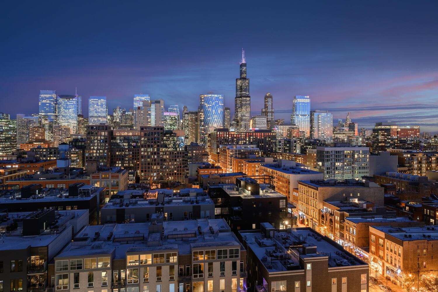 21 North May Street, Unit 1301 Chicago, IL 60607 - Photo 38 of 44 a city view