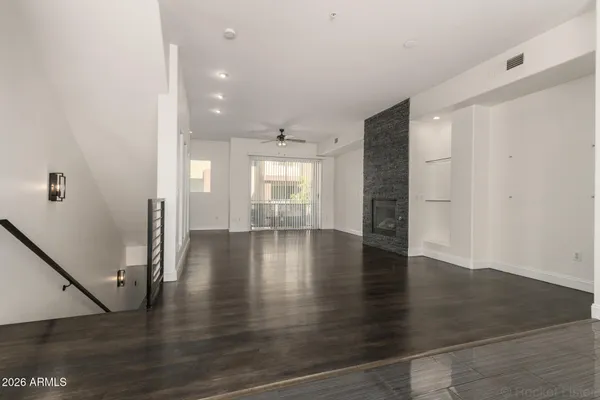 $329,000 | 6605 North 93RD Avenue, Unit 1030, Glendale, AZ 85305