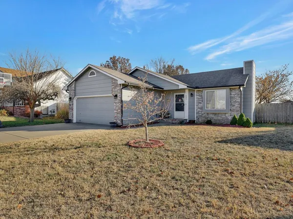 $210,000 | 605 Colleen Street, Augusta, KS 67010