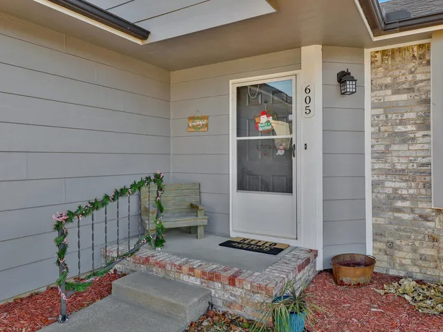 $210,000 | 605 Colleen Street, Augusta, KS 67010