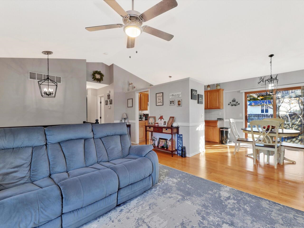 605 Colleen Street Augusta, KS 67010 - Photo 8 of 35