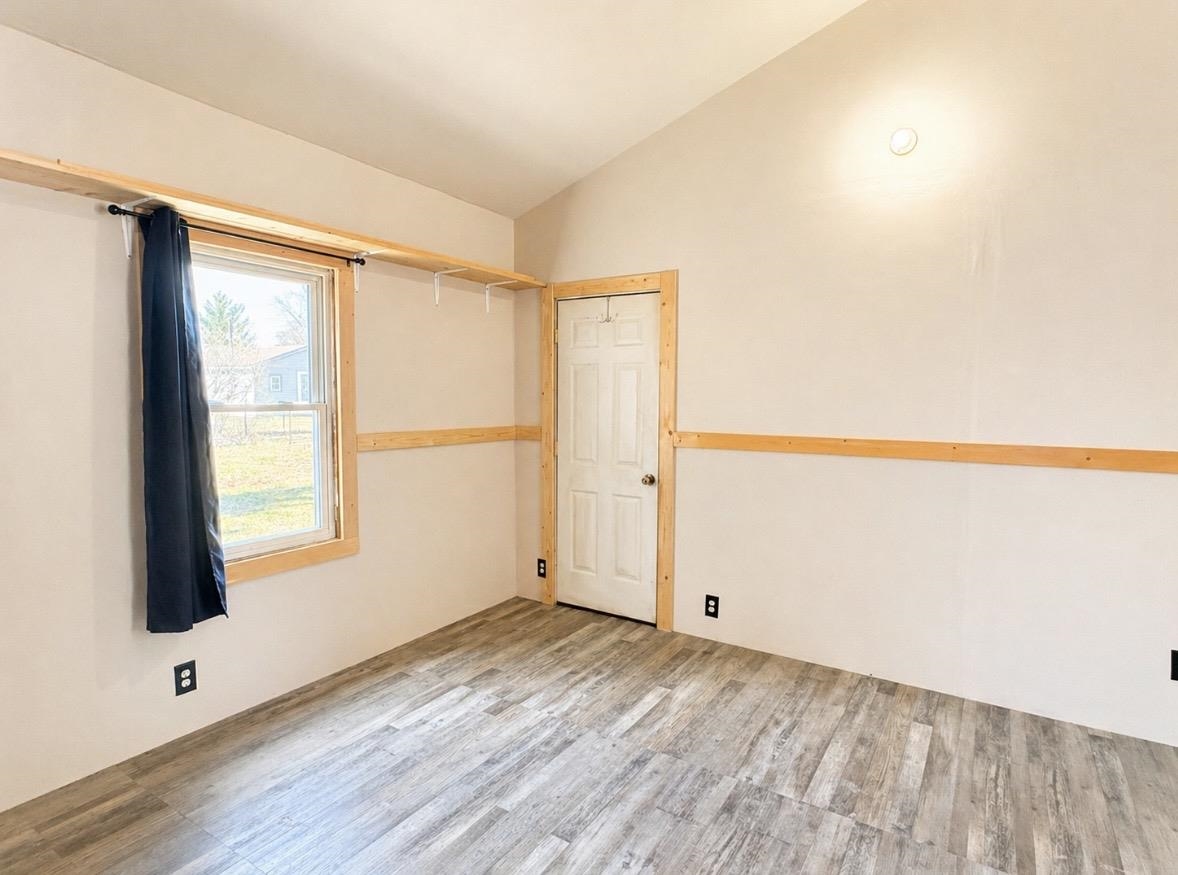 4215 Oak Flats Road Harrison, MI 48625 - Photo 10 of 21