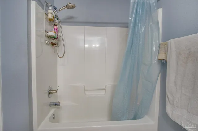 $1,900 | 2005 Tujaques Place, Pensacola, FL 32505