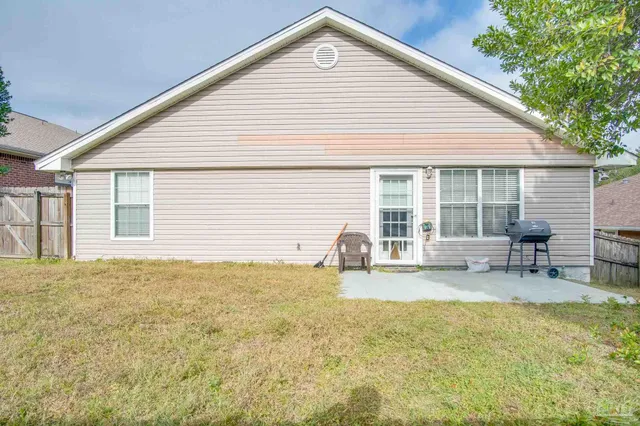 $1,900 | 2005 Tujaques Place, Pensacola, FL 32505