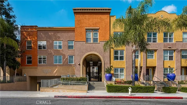 $698,000 | 85 East Commonwealth Avenue, Unit 3D, Alhambra, CA 91801