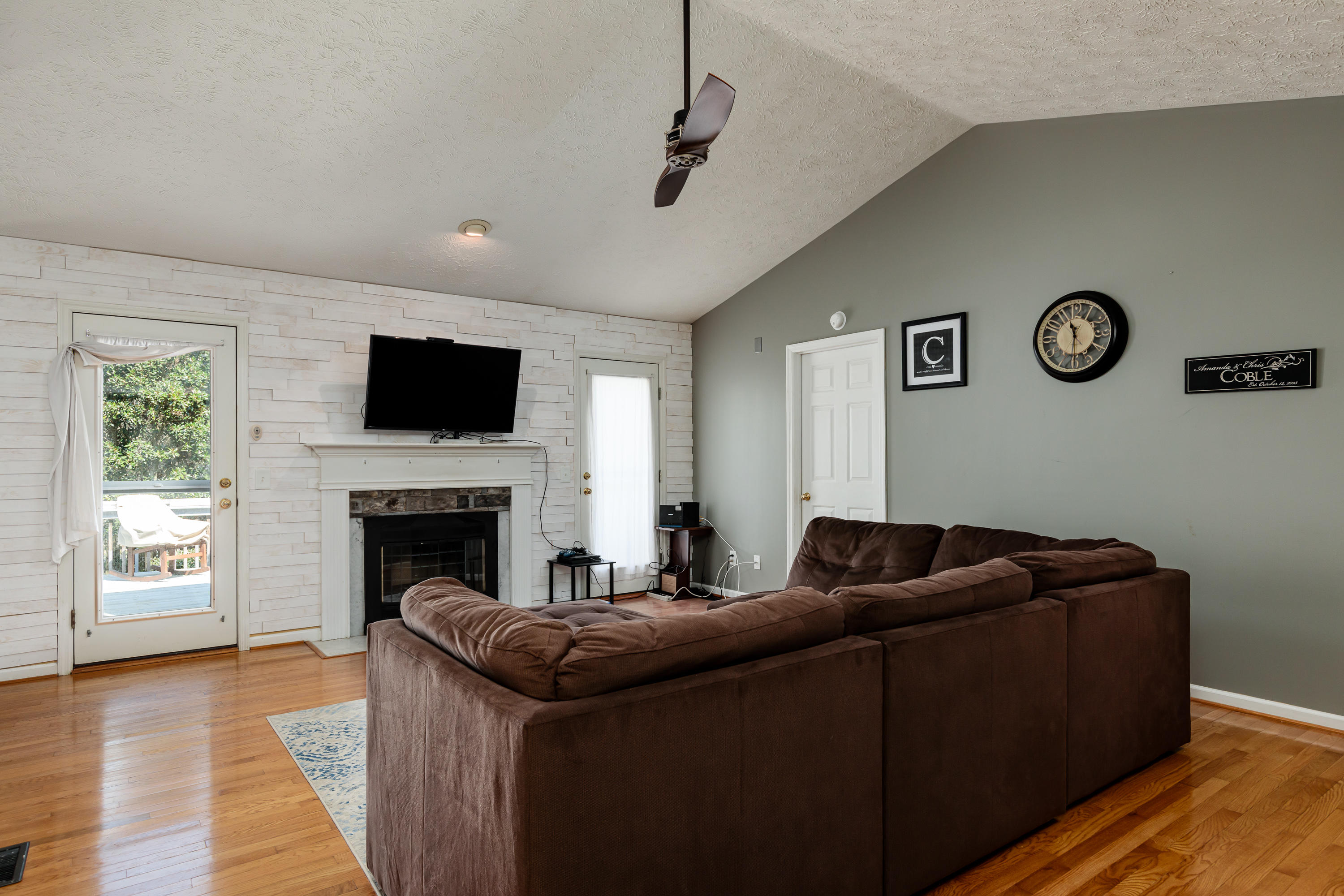 1370 Rays Bridge Road Whispering Pines, NC 28327 - Photo 4 of 19 1370raysbridge-14
