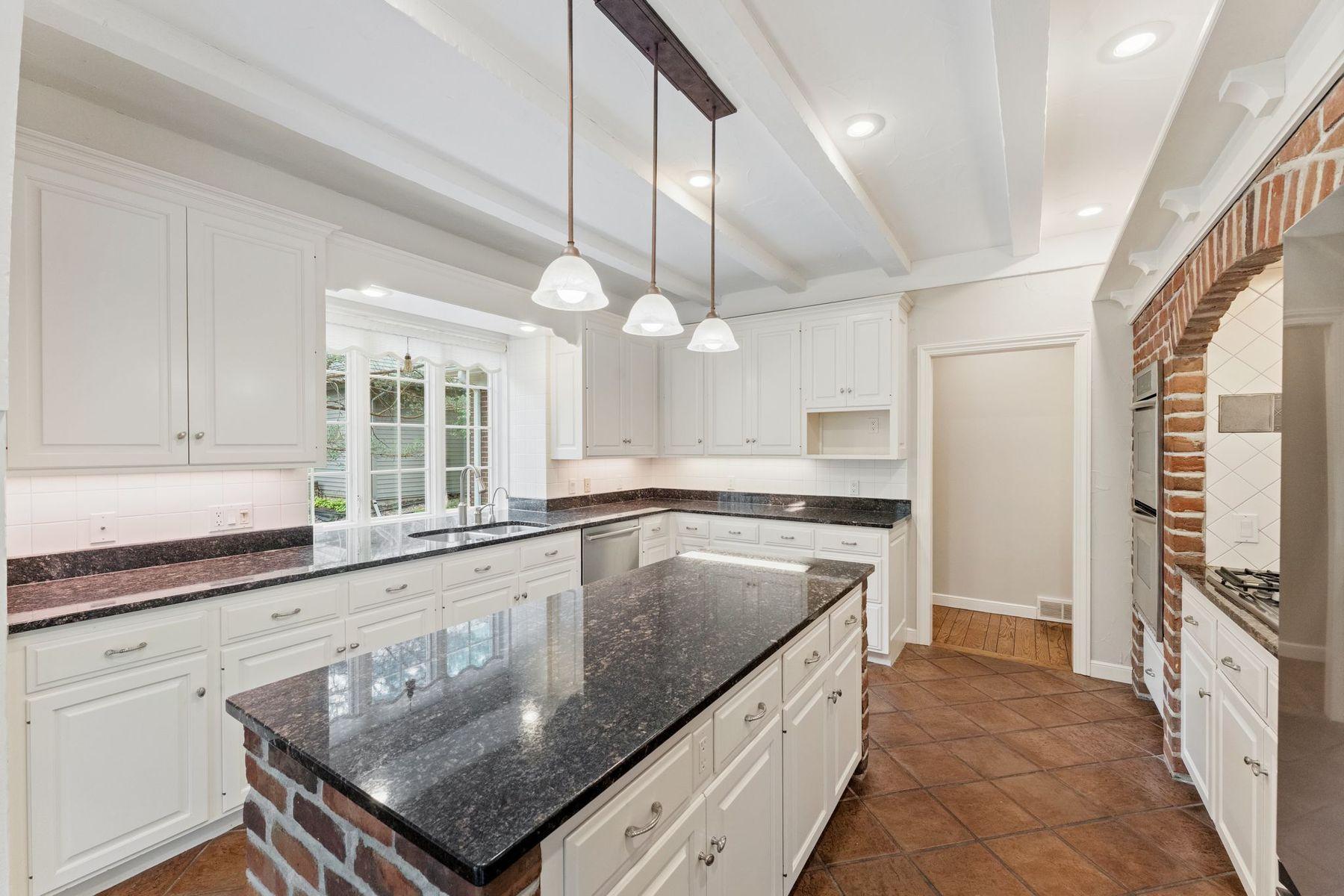 10797 Purdey Road Eden Prairie, MN 55347 - Photo 22 of 92 Gallery Image 22
