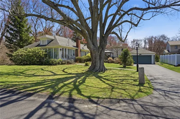 $599,900 | 54 Beach Road, Bristol, RI 02809
