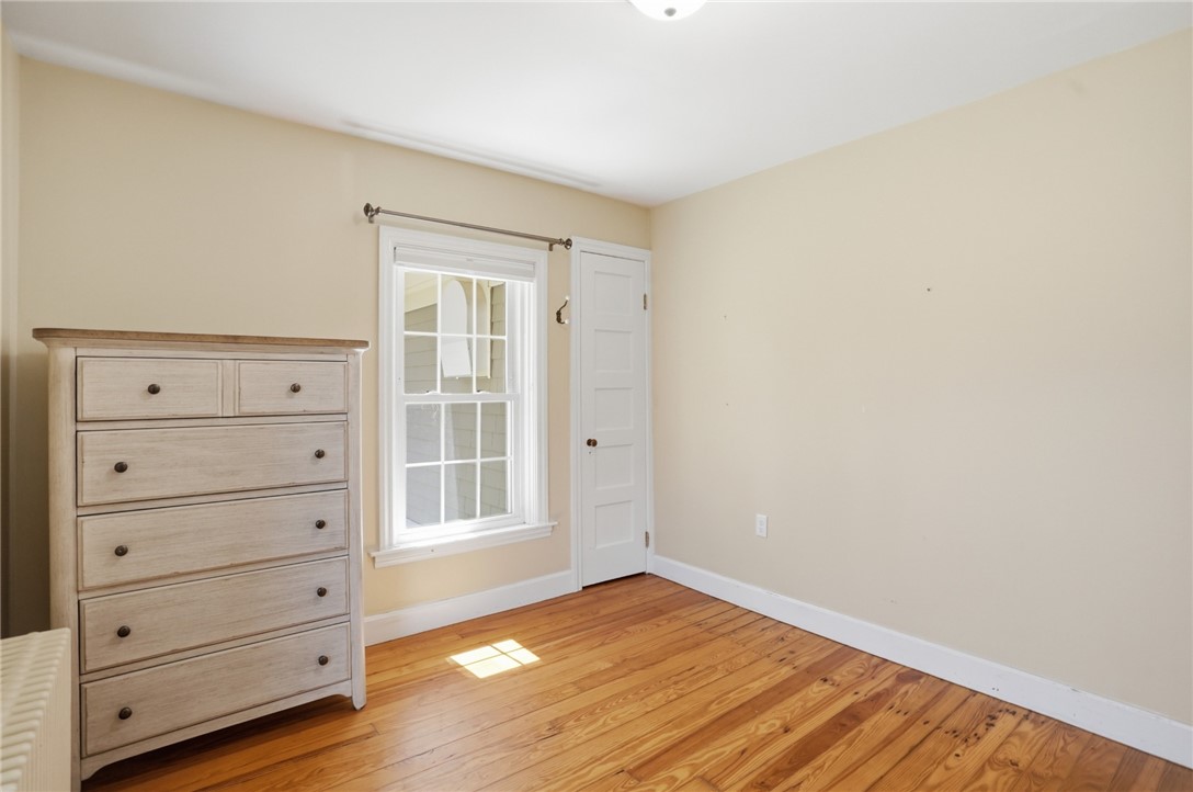 54 Beach Road Bristol, RI 02809 - Photo 18 of 30