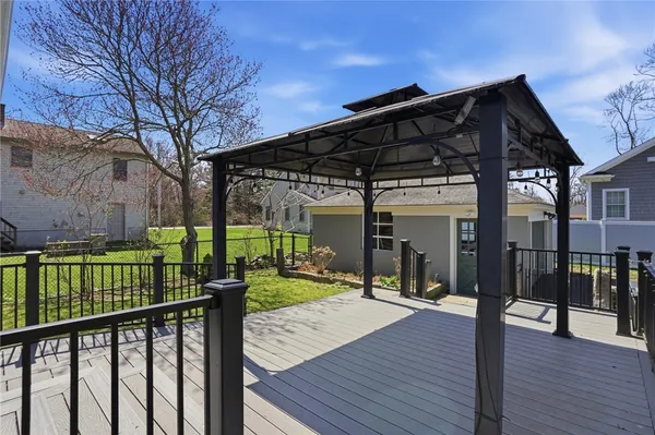 $599,900 | 54 Beach Road, Bristol, RI 02809