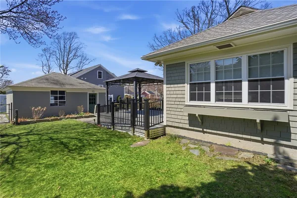 $599,900 | 54 Beach Road, Bristol, RI 02809