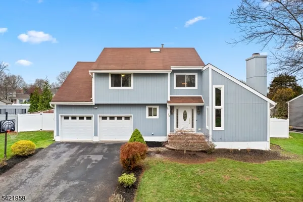 $829,000 | 16 Ditmars Circle, Hillsborough, NJ 08844
