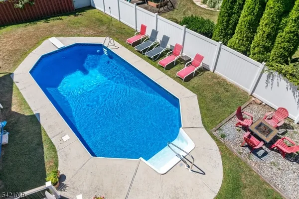 $829,000 | 16 Ditmars Circle, Hillsborough, NJ 08844