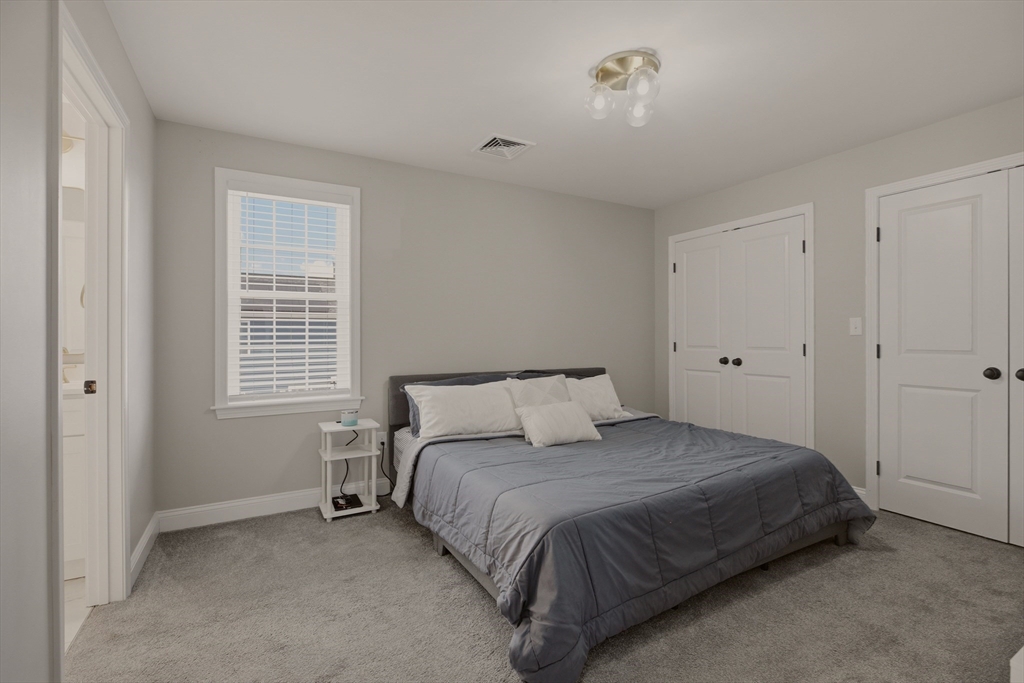 8 Princeton Circle Fall River, MA 02724 - Photo 22 of 41