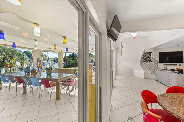 $7,298,000 | 5343 Orduna Drive, Coral Gables, FL 33146