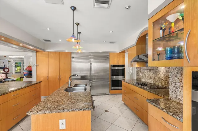 $7,298,000 | 5343 Orduna Drive, Coral Gables, FL 33146