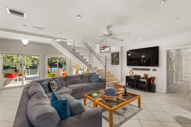 $7,298,000 | 5343 Orduna Drive, Coral Gables, FL 33146