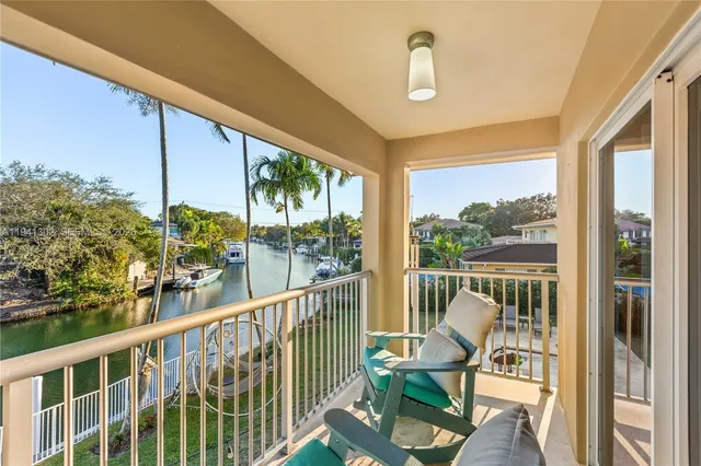 $7,298,000 | 5343 Orduna Drive, Coral Gables, FL 33146