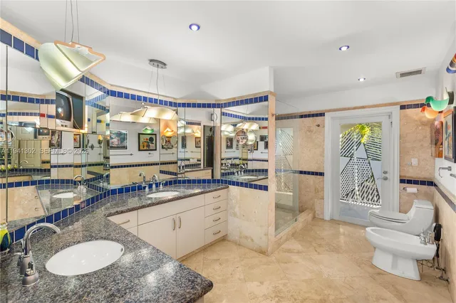 $7,298,000 | 5343 Orduna Drive, Coral Gables, FL 33146