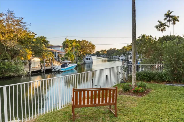 $7,298,000 | 5343 Orduna Drive, Coral Gables, FL 33146