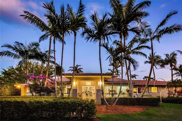 $7,298,000 | 5343 Orduna Drive, Coral Gables, FL 33146