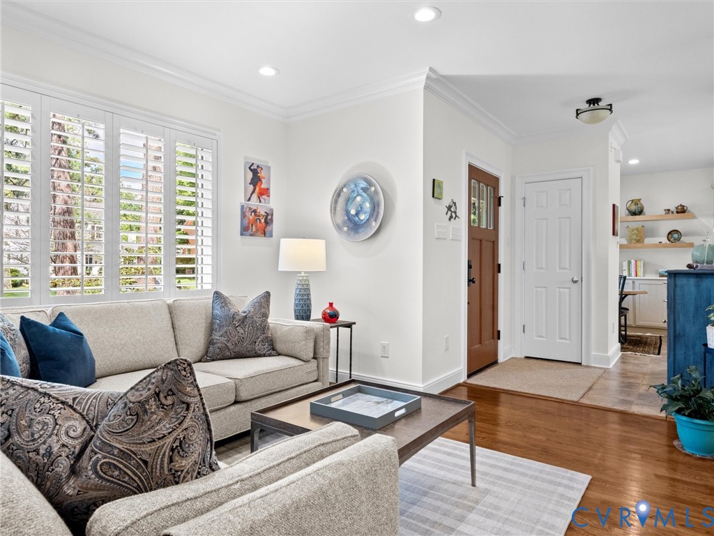 7723 Stuart Hall Road Henrico, VA 23229 - Photo 30 of 42 White plantation shutters, recessed lighting, crow