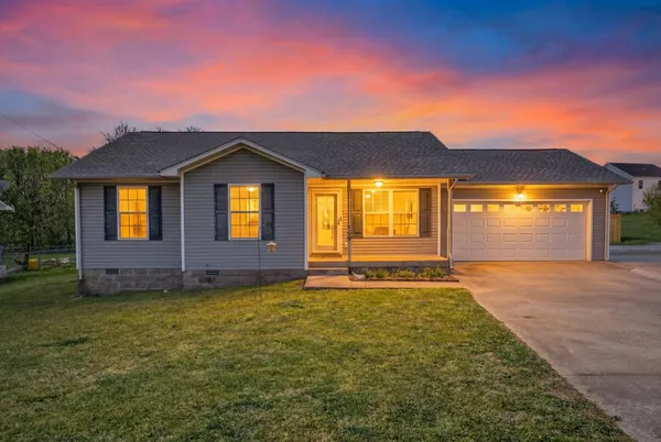 $234,900 | 409 Filmore Road, Oak Grove, KY 42262